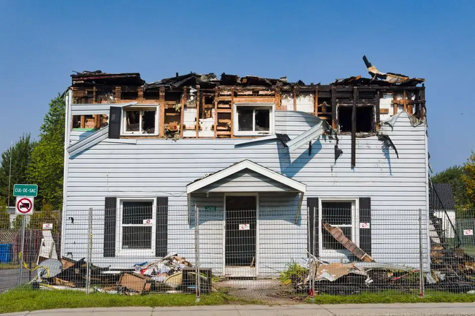 Signs of water damage in your West Palm Beach home